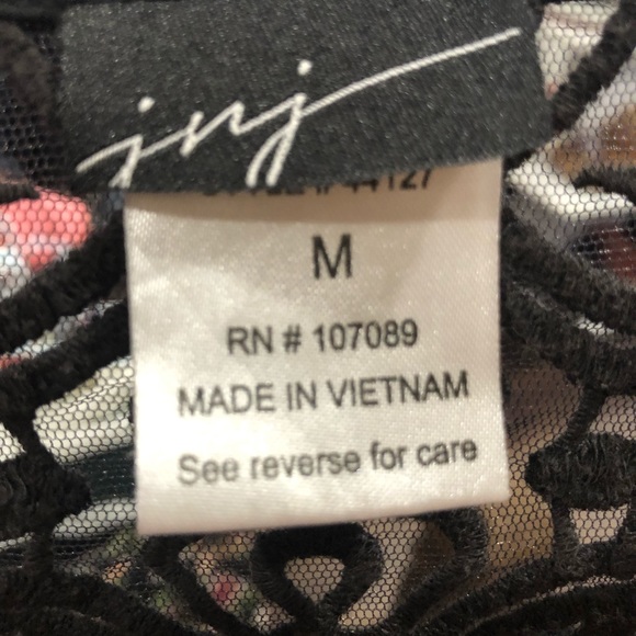 JnJ Open Back Top - Picture 4 of 4